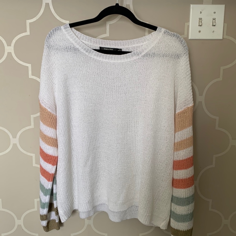 Boutique lightweight sweater. Perfect for spring!